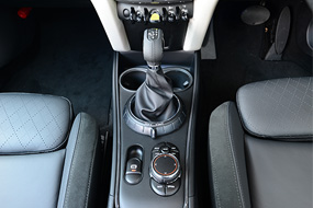 MINI COOPER SE CROSSOVER PHEV