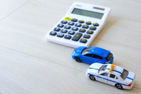 中古車購入で発生する諸費用とは？安く抑える方法を紹介